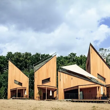 Ikuna Naturresort ホリデーパーク Natternbach