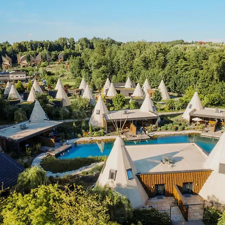 Prázdninový areál Ikuna Naturresort Natternbach