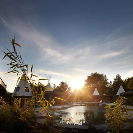 Ikuna Naturresort 4*