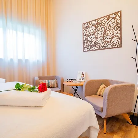 Üdülőpark Ikuna Naturresort Natternbach