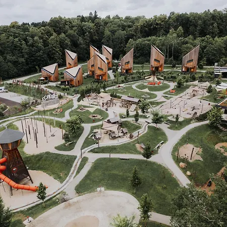 Ikuna Naturresort Üdülőpark Natternbach